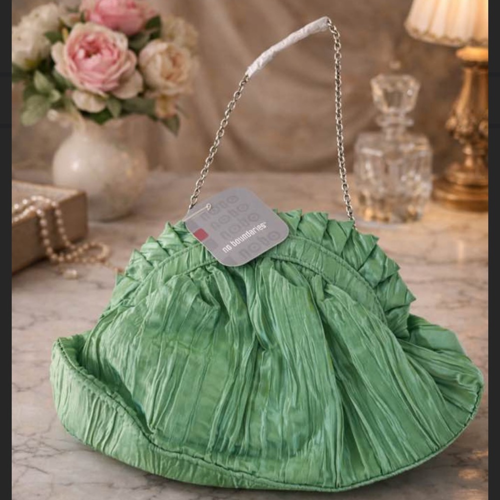 Elegant new Women's Bag no boundaries evening bag
